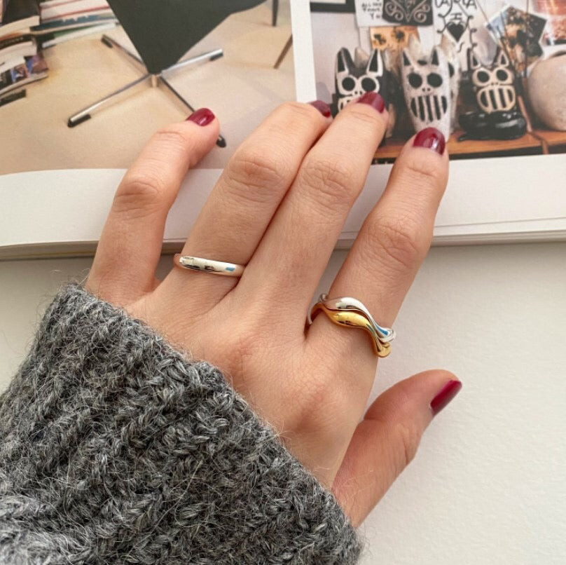 Slim Wavy Ring