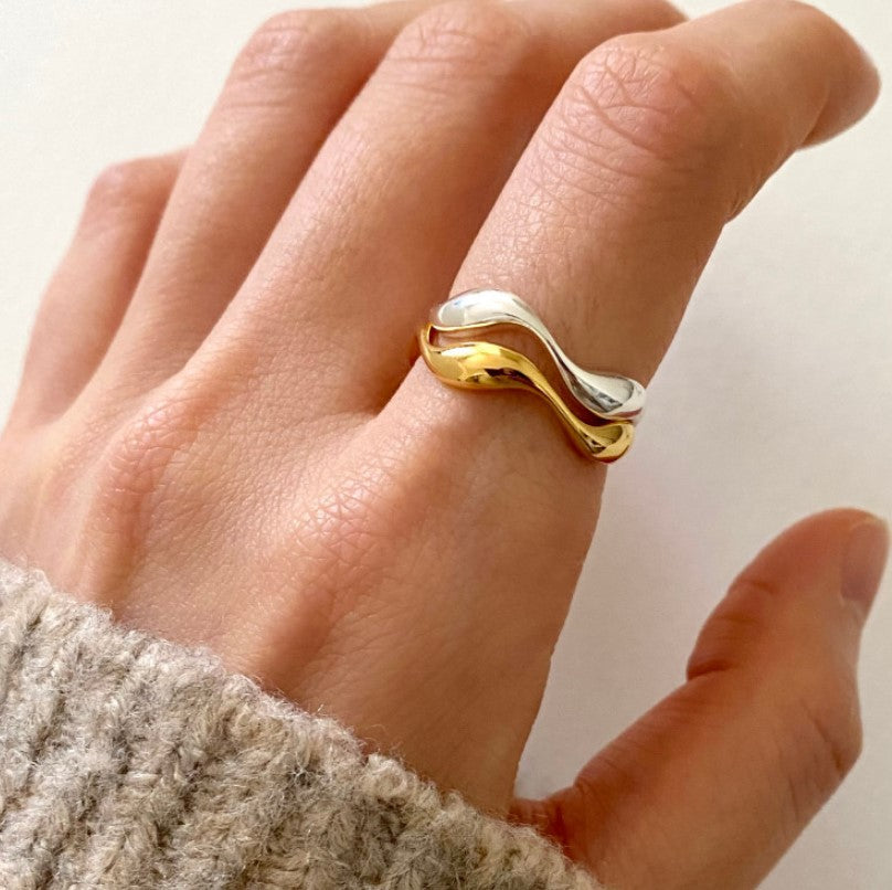 Slim Wavy Ring – Bynan Jewelry