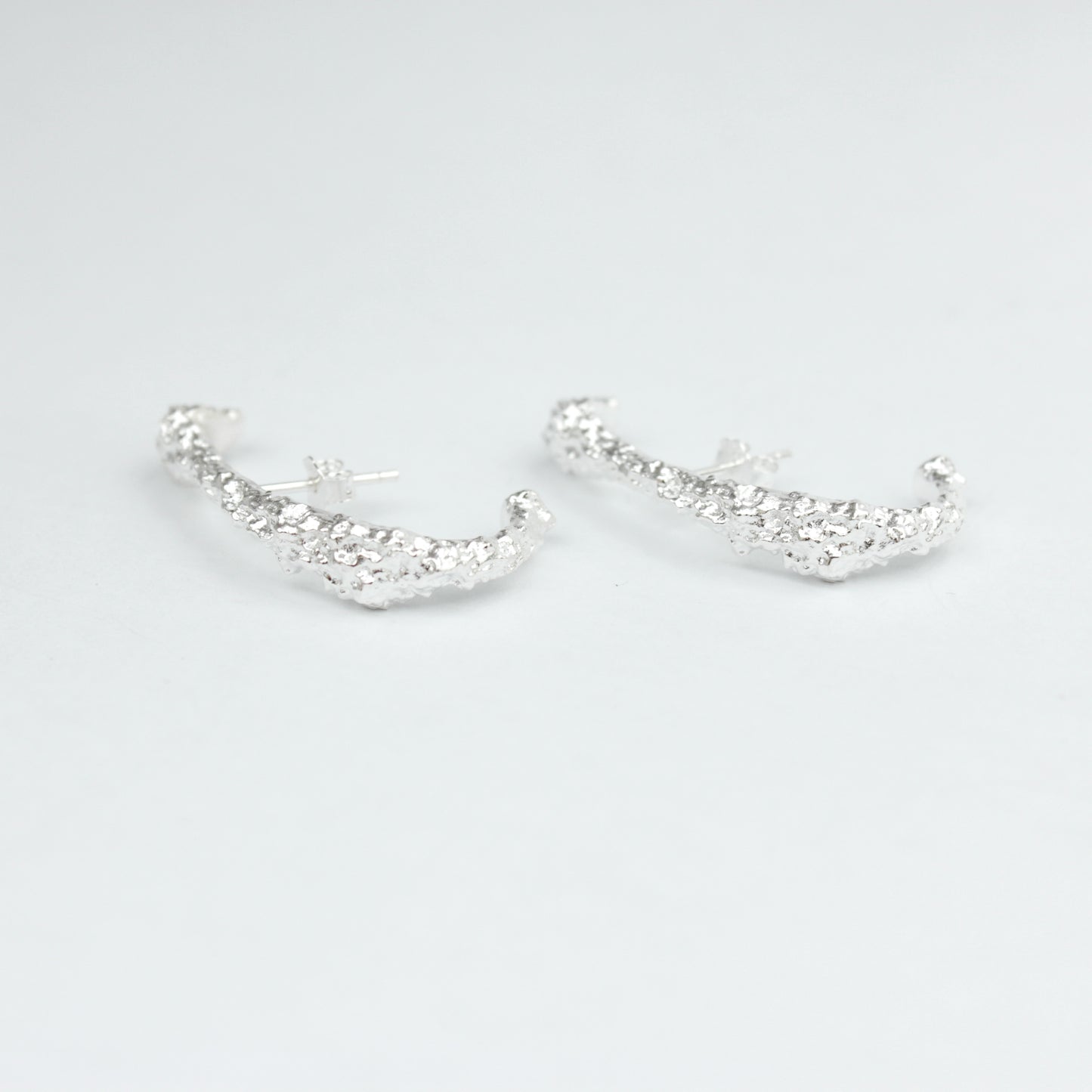 Lava cuff Studs