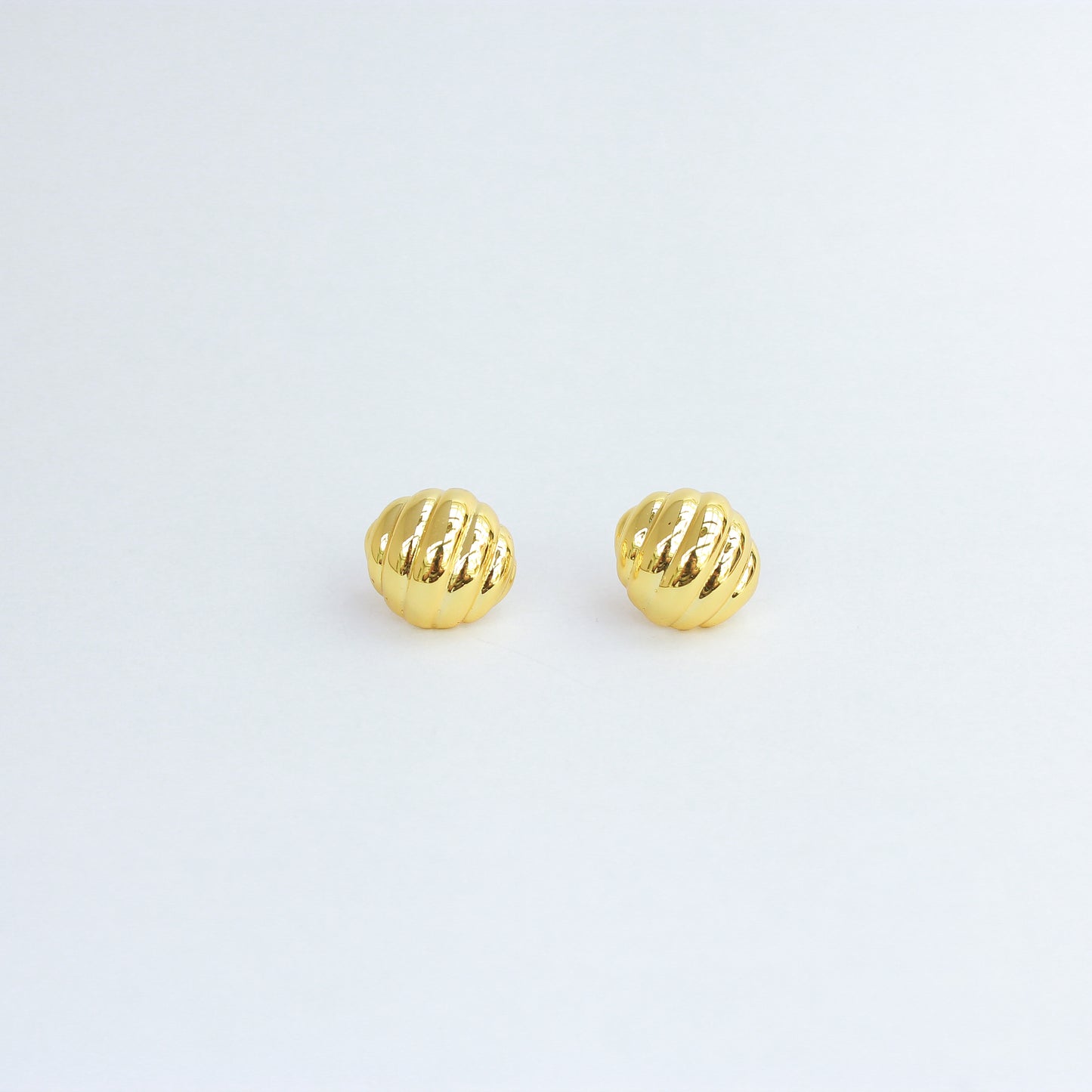 Shell Studs