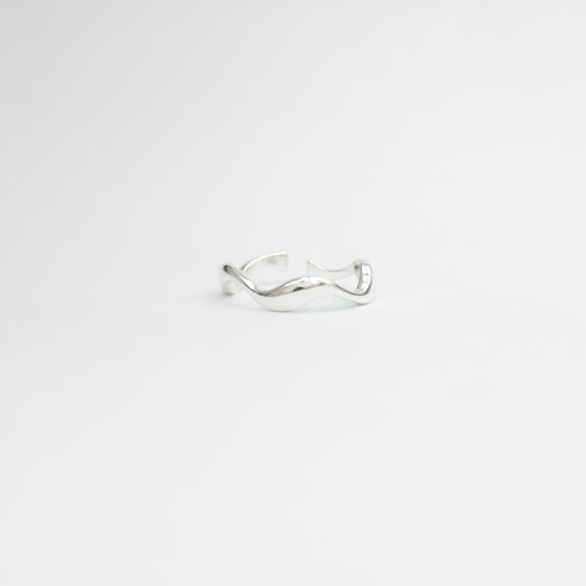 Slim Wavy Ring